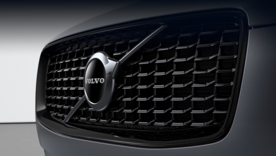 Volvo XC100 Recharge станет люкс версией XC90